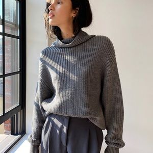 Aritzia Montpellier sweater